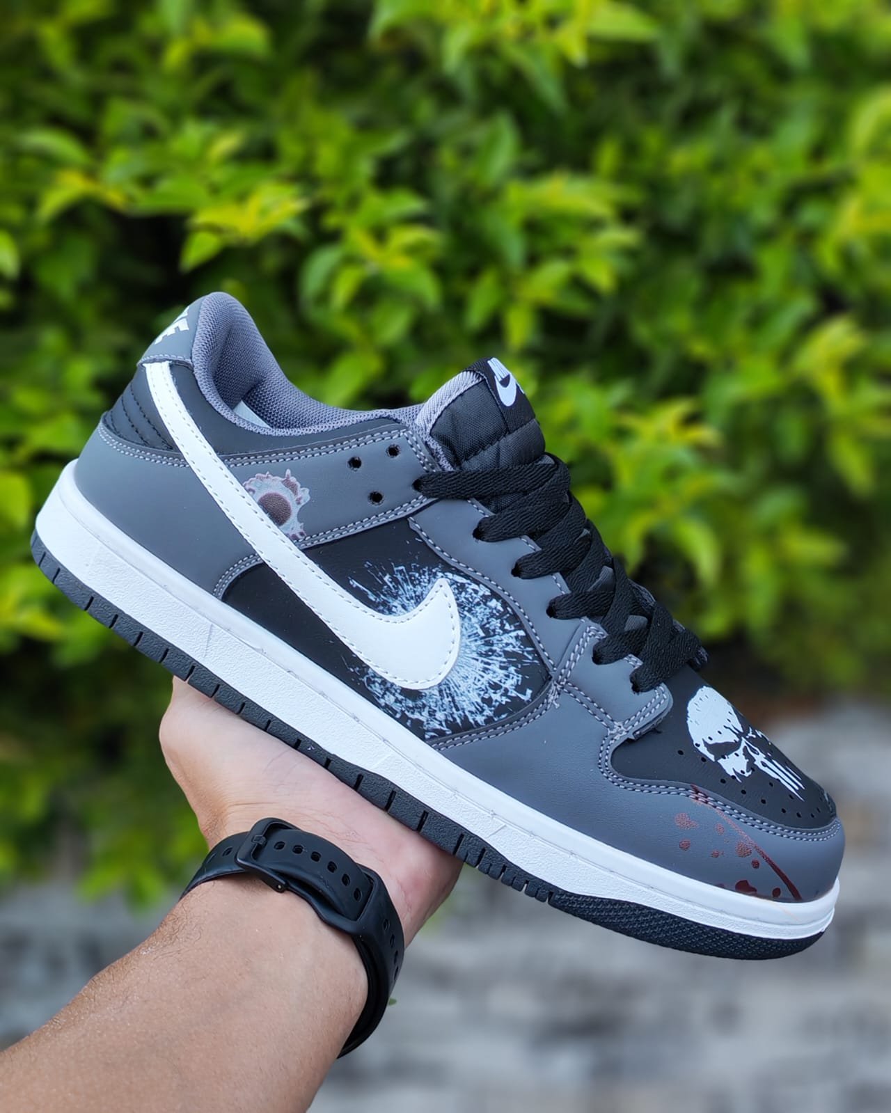 Nike Dunk SB Gris Negro Blanco, foto 1